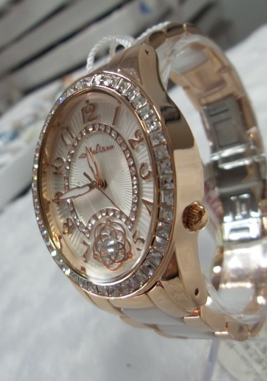 Wrist Watches - F6409