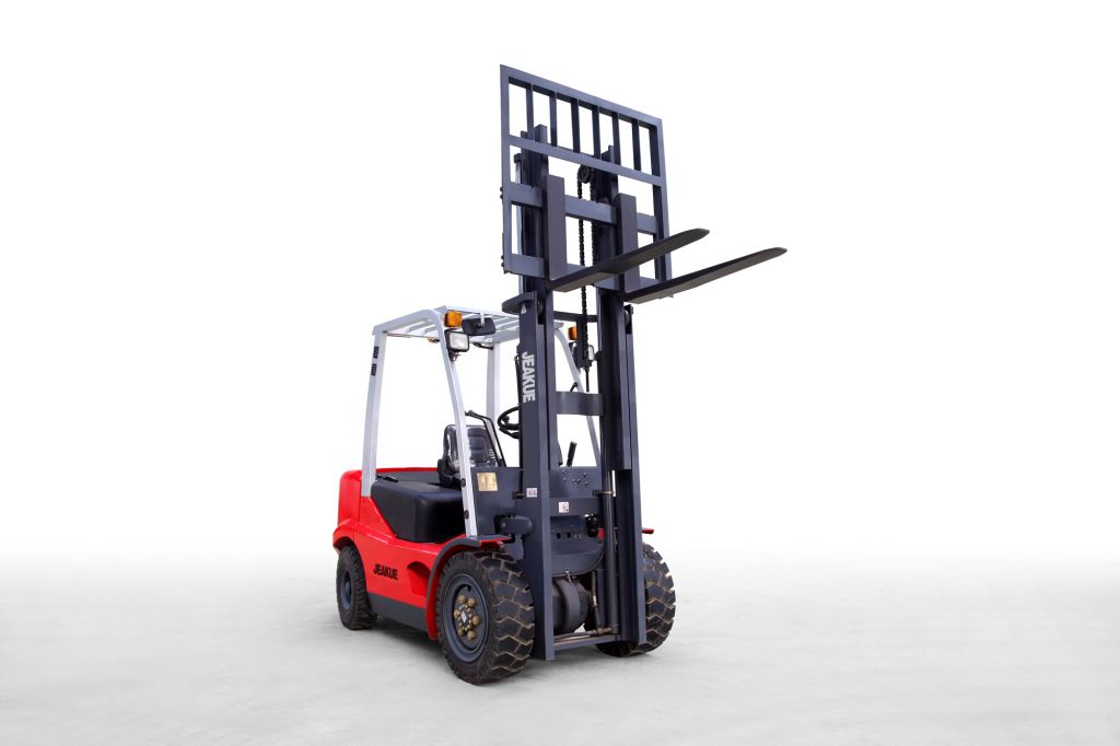 2-3.5T Counterbalanced Heavy Diesel Forklift