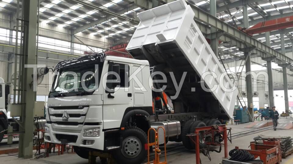 SINOTRUK HOWO 6x4 dump truck for sale