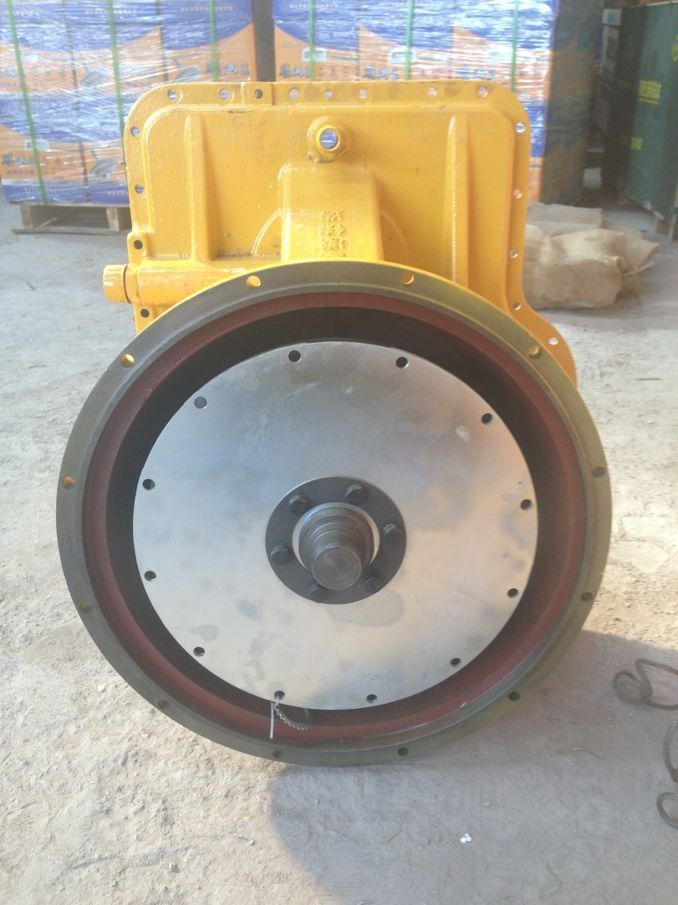 Torque converter for wheel loader and road roller 