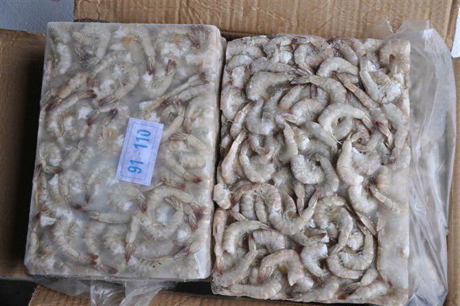 The sale of China South American shrimp, frozen shrimp, a variety of shrimp