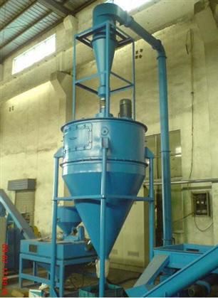 Semi-automatic rubber powder production machine