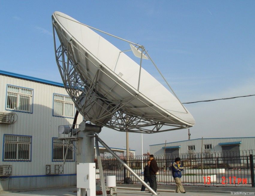 Earth station antenna