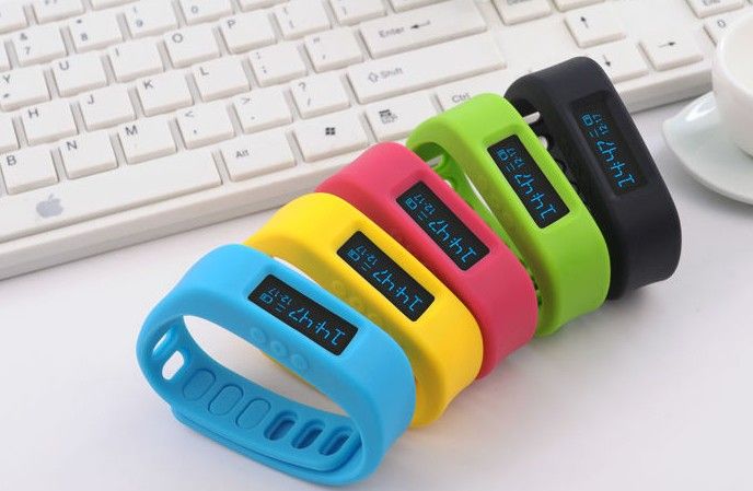 2014 new design wearable devices top smart bracelet for exercise and health