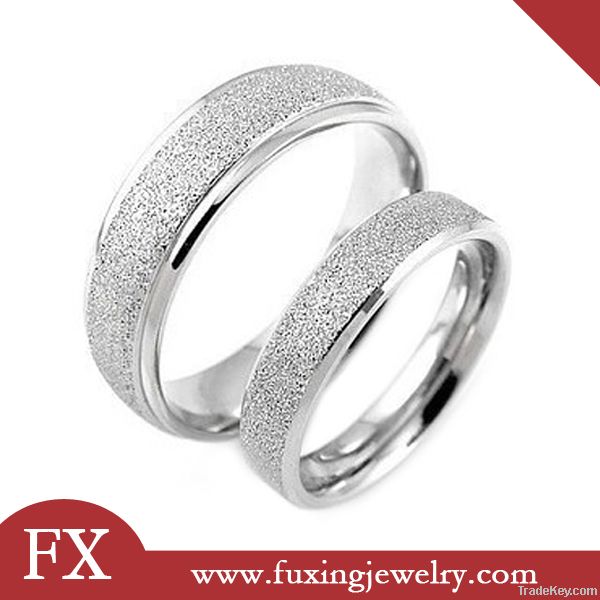 Fashion wholesale sandy stainless steel couple rings
