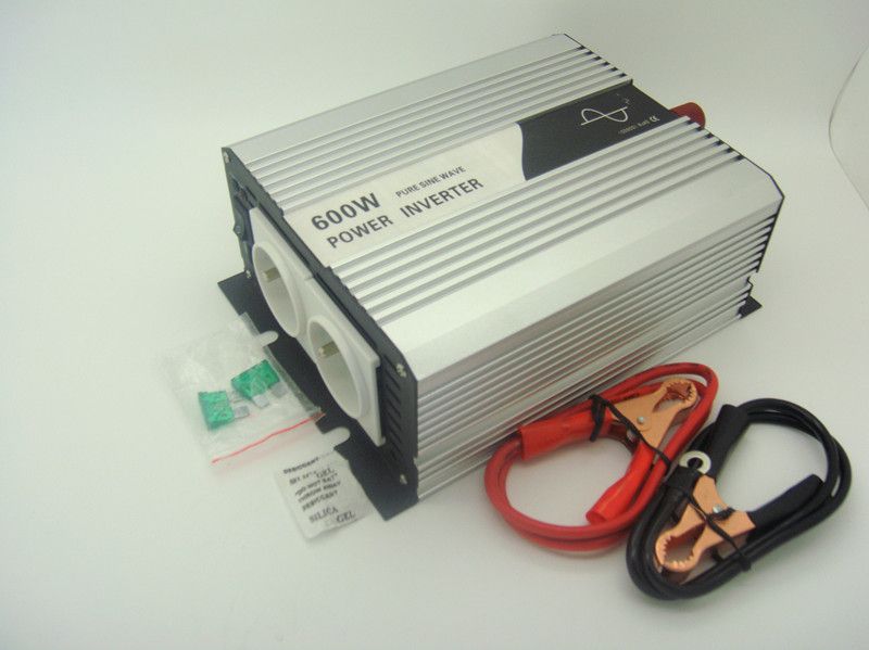 Pure sine wave car power inverter 500W Surge power 1000W With DC 12V to AC220V