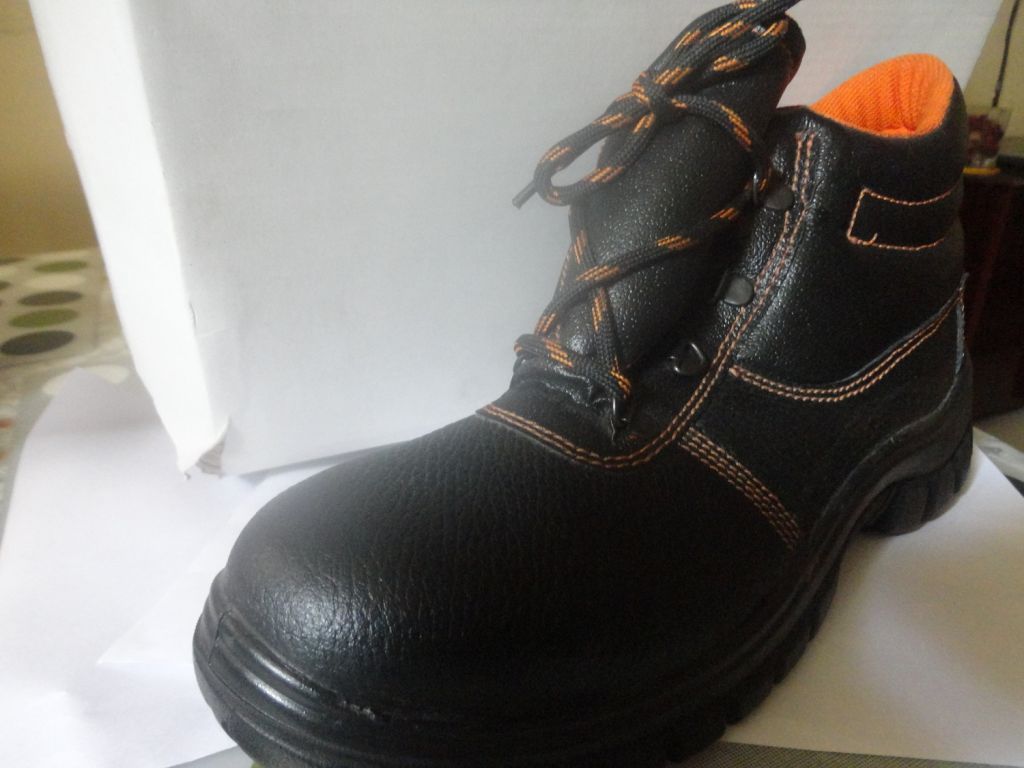 Industrail leather safety shoes