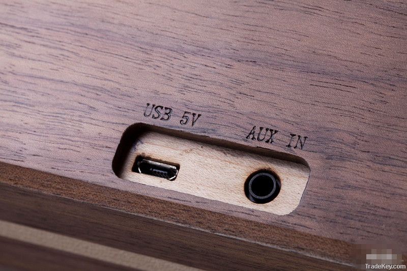 Classic Style Real Wood Portable Bluetooth Speaker