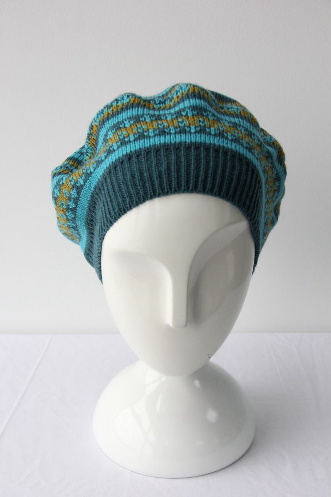 lady's winter beret