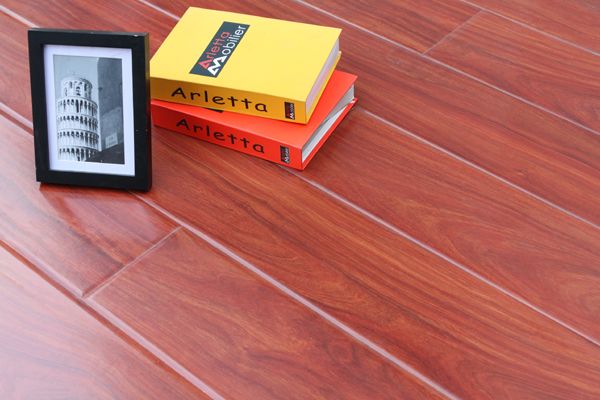 HDF Laminate Wood Flooring with mirror mold-press AC3 AC4 Best Seller