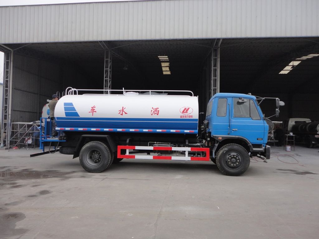 10-15CBM  Dongfeng water bowser tanker  truck,sprinkling water tank truck