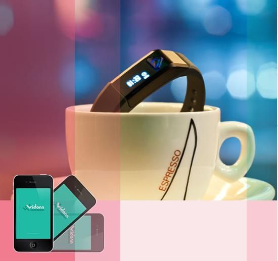 Sync data with Bluetooth 4.0 wireless smart bracelet wearable device 
