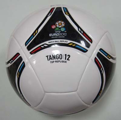 Adhesive soccer ball B-33