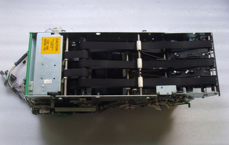 ATM Spare Parts 5877 NCR Presenter 445-0697319