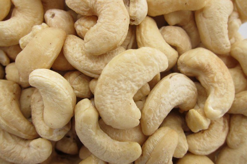 Raw cashew Nuts