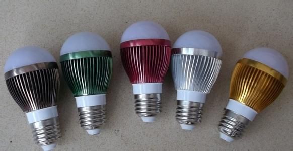 E27 LED bulb lights A60 9W warmwhite Dimmable