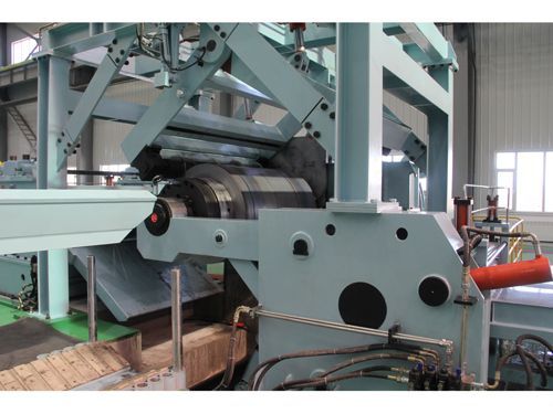 Hot rolled plate slitting rewinding line