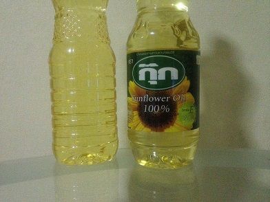 Sunflower and soybean oil