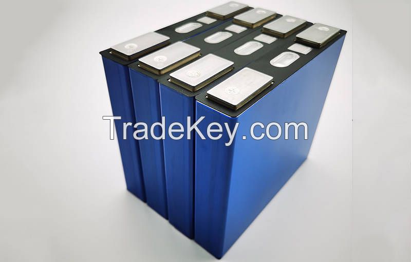 Battery negative terminal by Copper-aluminum bimetal