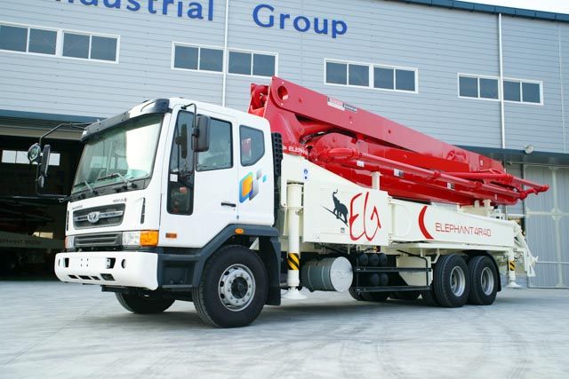 Boom concrete pump Elephant 40RX4