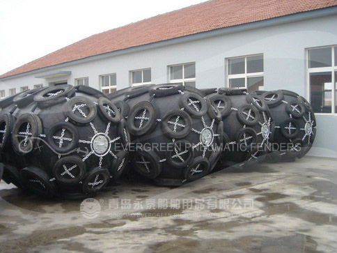 pneumatic rubber fenders(in various specifications)