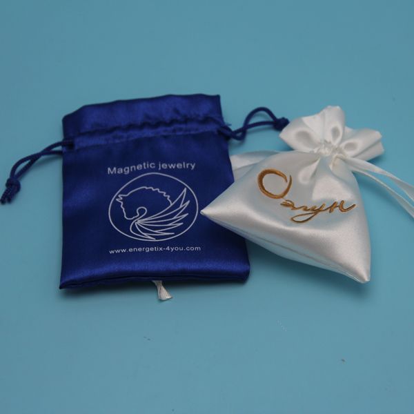 china supplier cheap drawstring satin pouch 