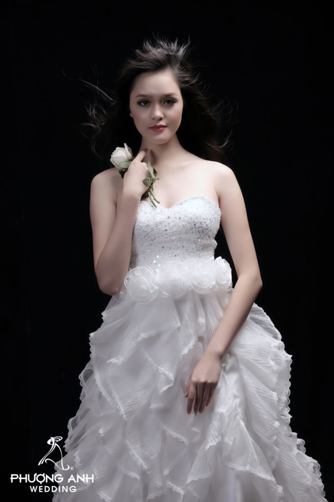PA11-022 Elegant Sexy Sweetheart Neckline Beading Wedding Gown Wedding Dress