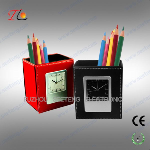 Leather pen holder with clock and photo frame