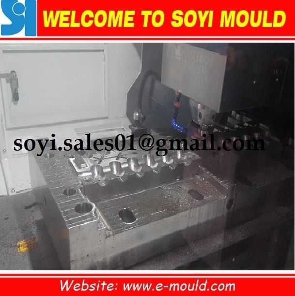 ISO standard pipe fittings mould high quality