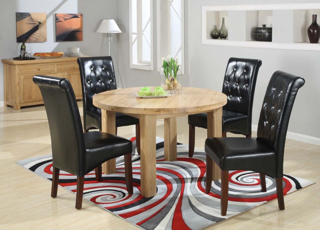 Solid Oak  Round Dinning Table Set