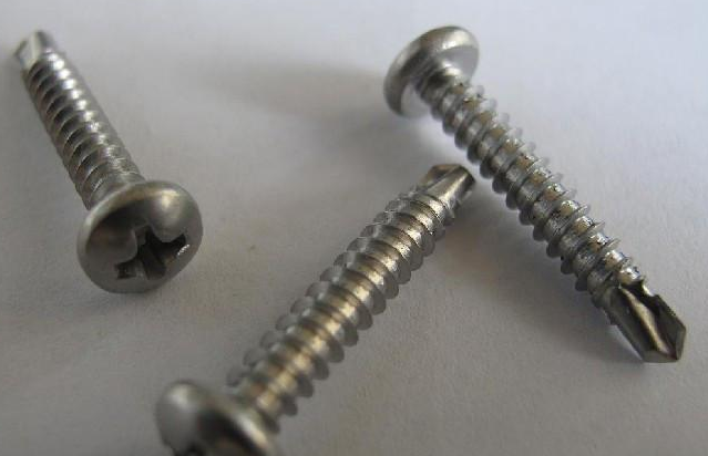 Sloping Hills Drlling Screws