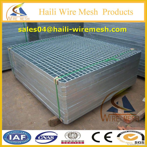 Steel grating