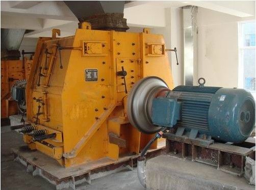 High Efficient Stone Impact Hammer Crushing/ Sand Maker