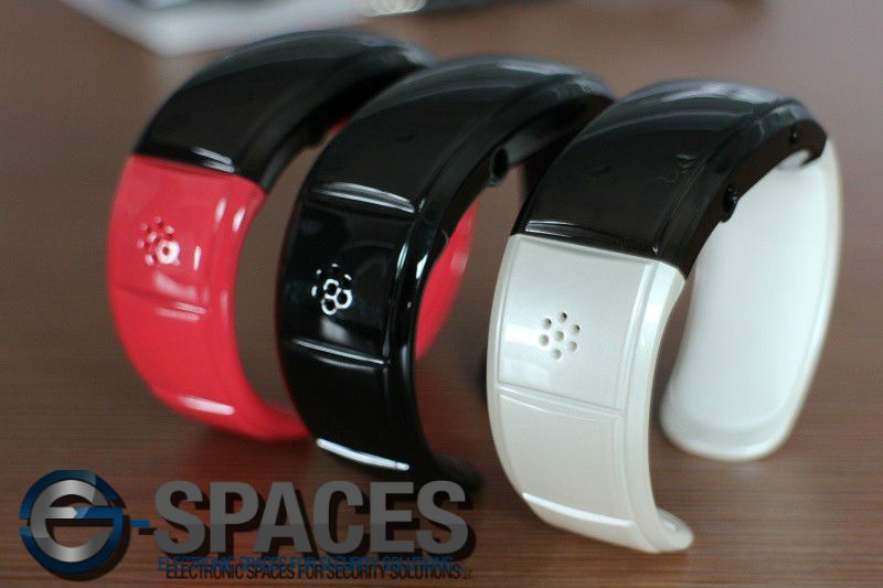 BLUETOOTH BRACELET WITH PHONE ANSWER FUNCTION