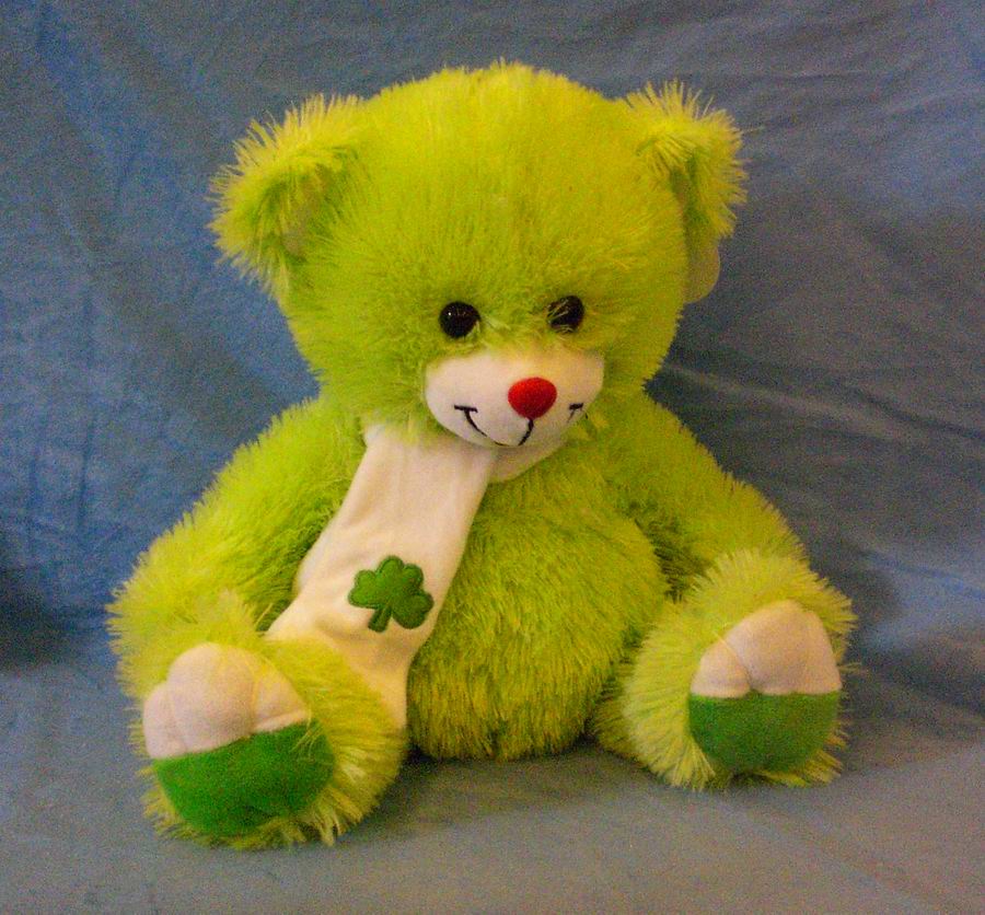 toys green leaf bear