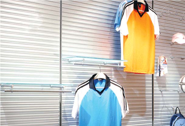Garment Rack & Garment Display