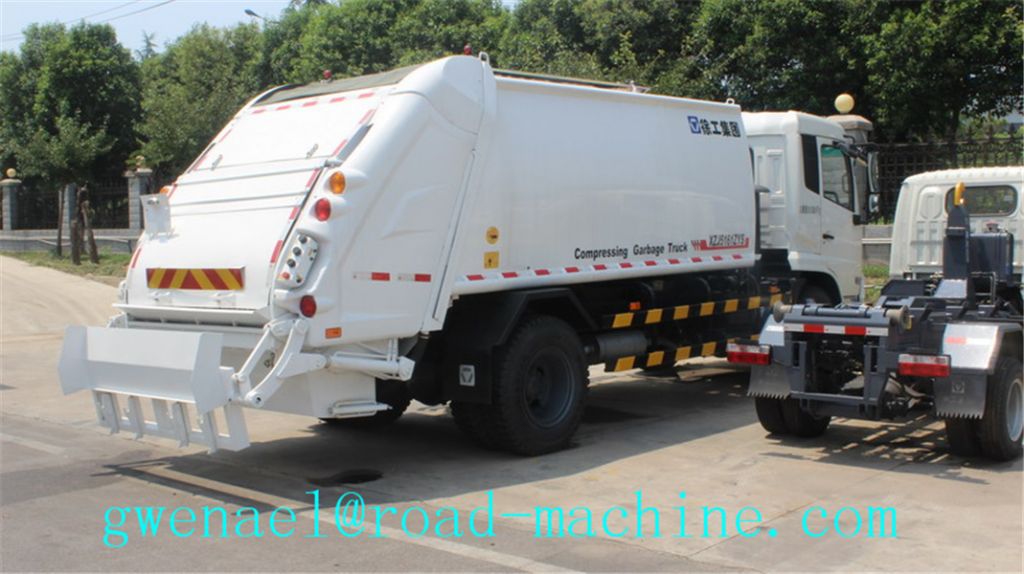 Promo SINOTRUK HOWO 4x2 Compacted Garbage truck 12m3