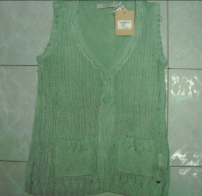 Women's Sleeveless V-Neck Sweater