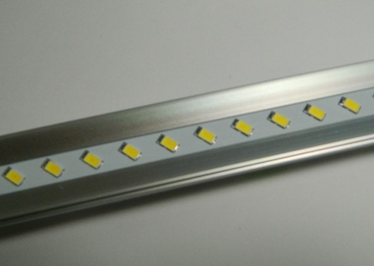 best price 140lm/w 18w t8 LED tube light smd 5630 leds