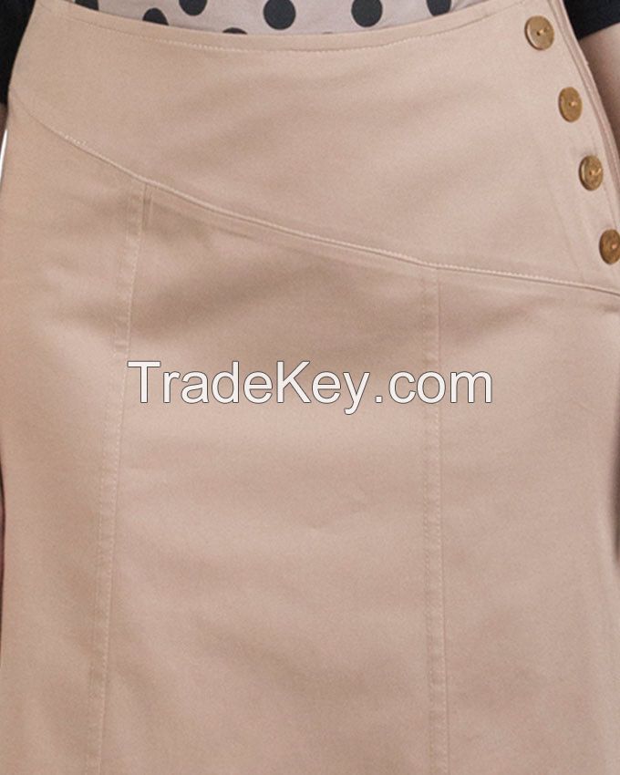 SSK403-Side Buttons Plain Maxi Skirt