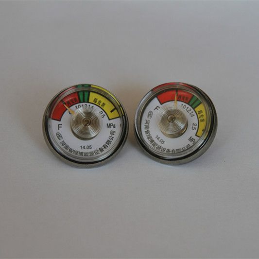 Pressure gauge for powder fire extinguisher