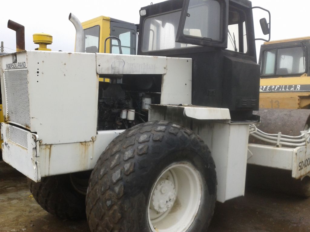 used Ingersoll-Rand SD-175D Roller 