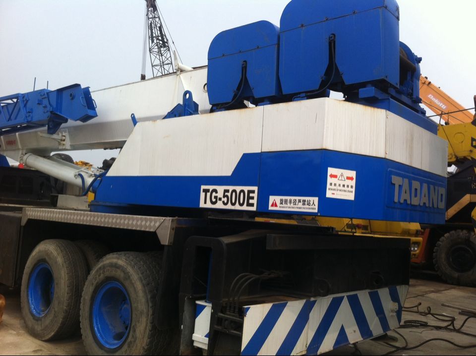 Used Tadano 50t Truck Crane TG500E