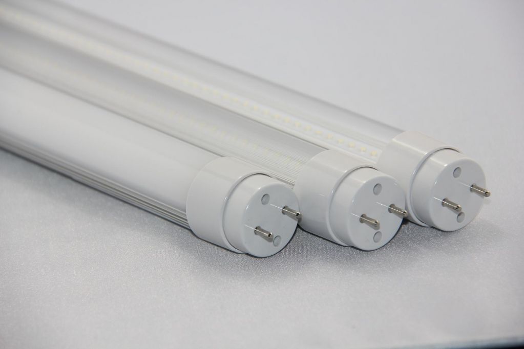 30pcs/carton 1.2M 18W LED Tube ,2835 LED,transparent/frosted/prismatic coveravailable;rotatable/unrotatable end cap optional