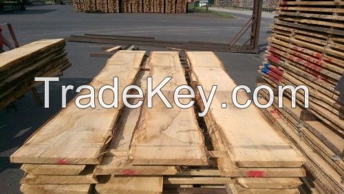 Oak lumber