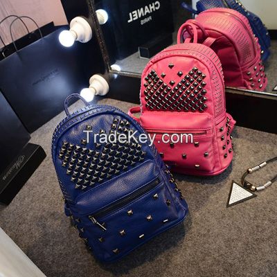 2016 fashion rivet PU backpack for girl shoulder bag