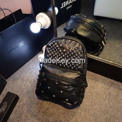 2016 fashion rivet PU backpack for girl shoulder bag