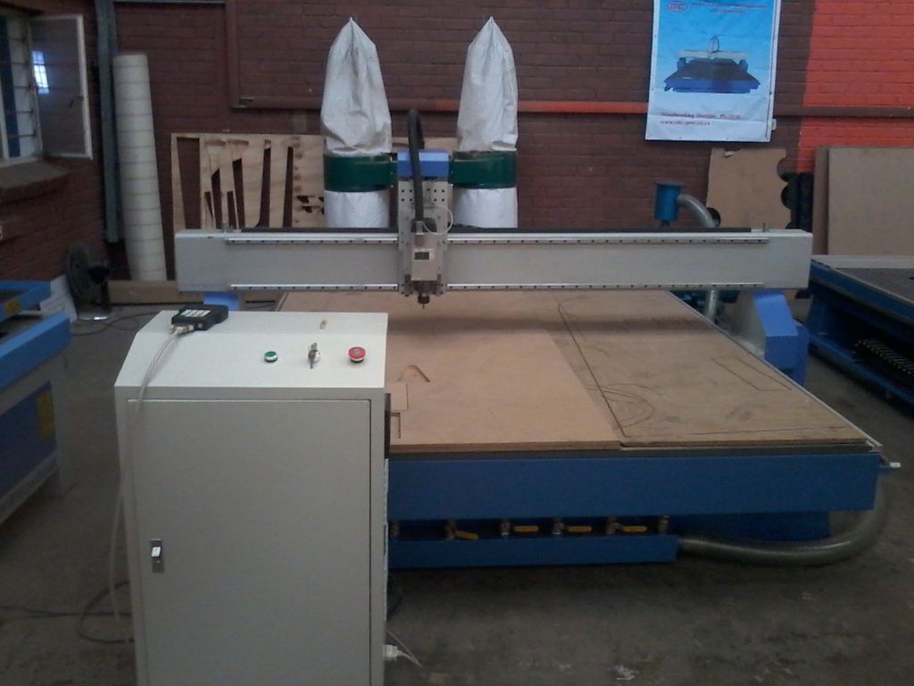 PS-2030 6.0KW CNC ROUTER WOODWORK AND ENGRAVING MACHINE