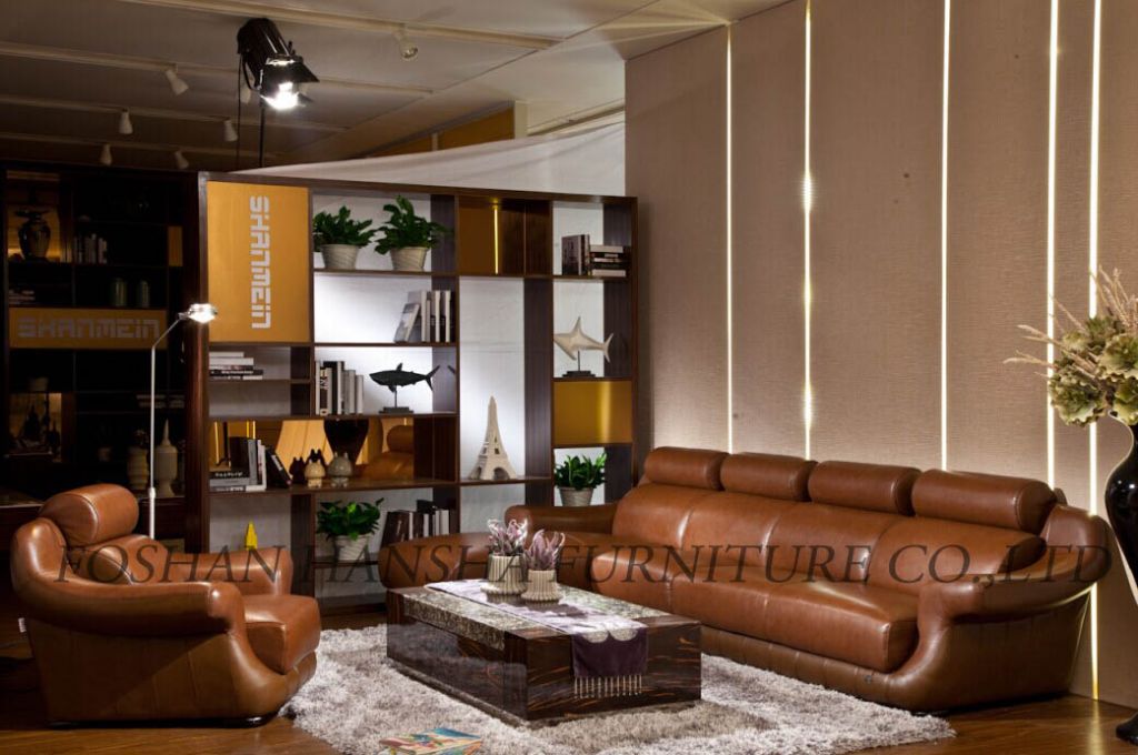 2014 Elegant Leather Sectional 