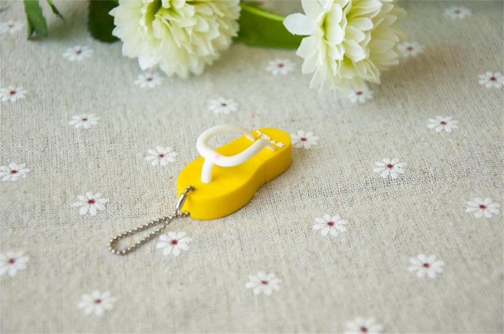 Mini slipper USB flash drive